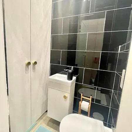 Logodi Castle Hill I 1 Free Parking I Self Check-in Budapest