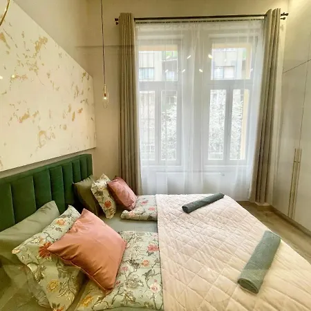 Logodi #castle #freeparking Apartment *