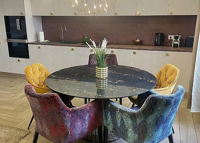 Logodi Castle Hill Apartment I Free Parking I Self Check-In *