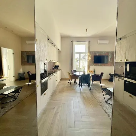 Castle Hill Logodi I Free Parking I Self-check-in * Budapest