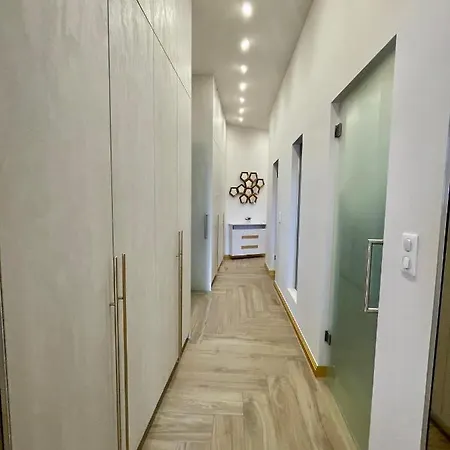 Castle Hill Apartment Logodi I Free Parking I Self Check-In 아파트 부다페스트